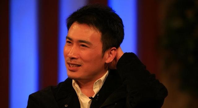 柳云龙妻子承认已离婚,公开婚变内情惹唏嘘,公司已转到杨健名下