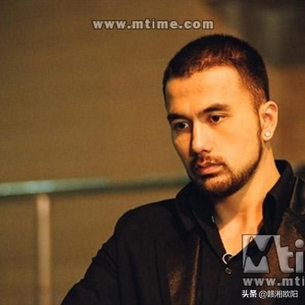 《绝命派对》一场猎杀游戏已经默默地展