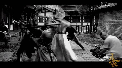 白敬亭演顾南衣被赞“神仙选角”，颜值高就适合演古装剧吗？