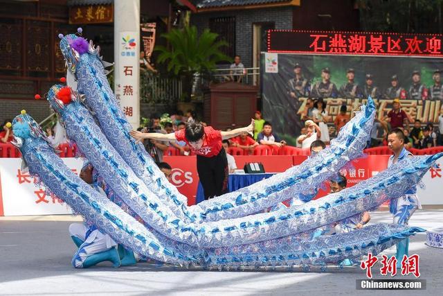 摔跤 跳板 荡秋千:延吉朝鲜族花样民俗庆端午