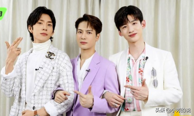 贵圈艺人学历:蔡徐坤王一博高中,黄明昊小学,还有小学没毕业的