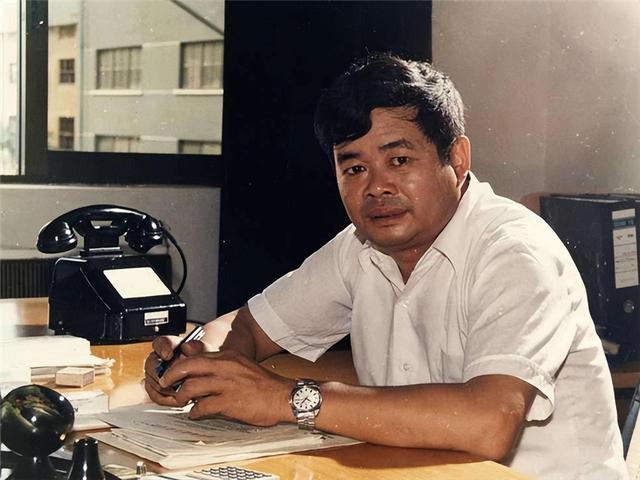 曹德旺的豪宅占地5亩，地下室藏满了茅台酒，3个子女却不愿来住