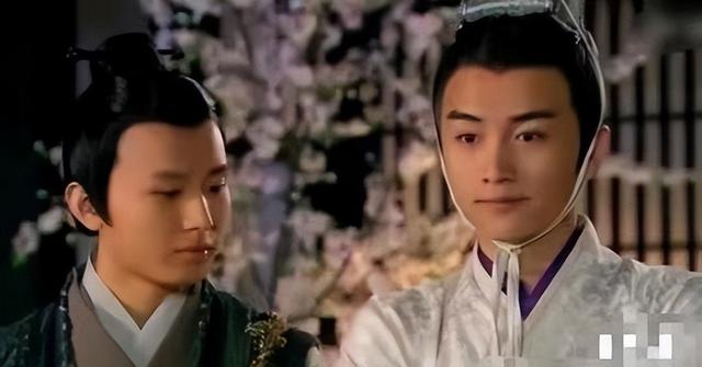 陈晓怎么都想不到，当初身边的小跟班，如今已成了古装“顶流”