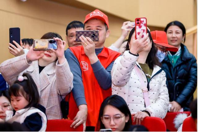 福永街道第32届元宵龙狮会与广大市民如约相会