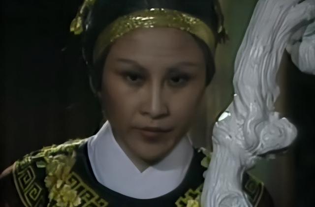 8版金花婆婆变脸黛绮丝，有人颜值惊艳，有人惨不忍睹