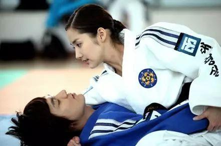 《城市猎人》8年后，终于又看到一部男女主双A且颜值爆表的韩剧！