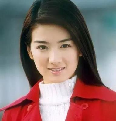 她长得漂亮演技好,却被2任前夫“毁了一生”,今42岁无戏可拍