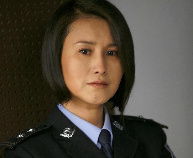 演员王茜：嫁大23岁导演徐庆东，丈夫劳累病逝，她的选择让人泪目