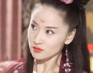 大侠小鱼儿(绝代双娇：隐藏在剧中的9位美人谁最美？谁最惨？丫鬟都堪称绝色)