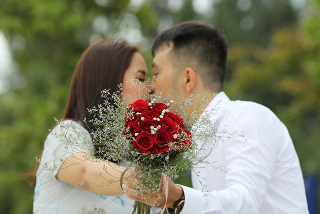 中国男性去俄罗斯讨老婆:彩礼房车成浮云,“进口新娘”愿意吗