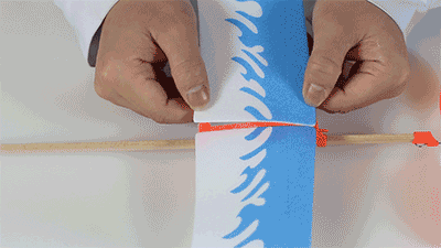 用皮筋做个飞机就能飞几百米啊