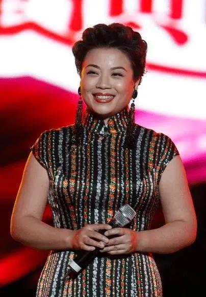 张也的美是大气的美,高贵典雅的美!(附21张高清写真图)