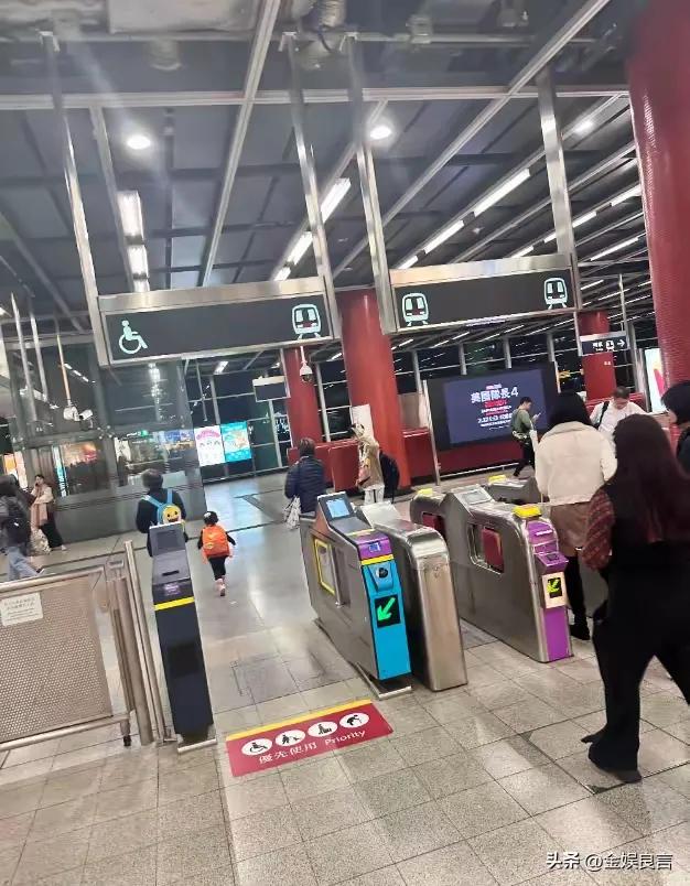 《爸爸去哪儿2》萌娃再合体，青春蜕变惊艳所有人