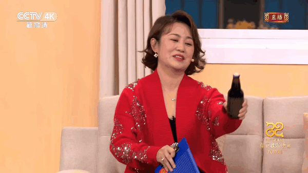 冲上热搜！钟楚曦薛凯琪刘惜君同台共唱，毛晓彤甜度爆表！网友：美得我眼前一亮又一亮