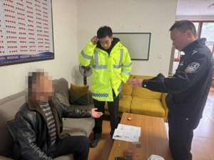 假身份证(竞聘年龄不达标就让自己“年轻”9岁？父子俩伪造身份证被警方采取刑事强制措施)