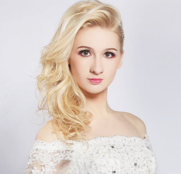 痴迷上中国综艺的乌克兰美女，读博6年写不出论文，学校无奈清退