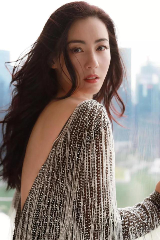 谢霆锋张柏芝9岁小儿子近照：笑容似老爸，留着谢霆锋同款刘海