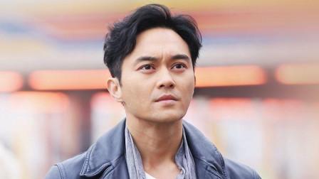 王一博曾被前经纪人黑脸翻白眼，签字现场3次回头问话被无视