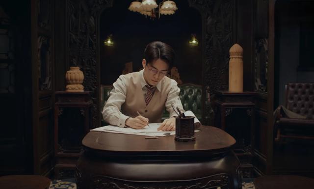 《孤舟》首播四集暴露两个内奸，张颂文又拿到王炸了