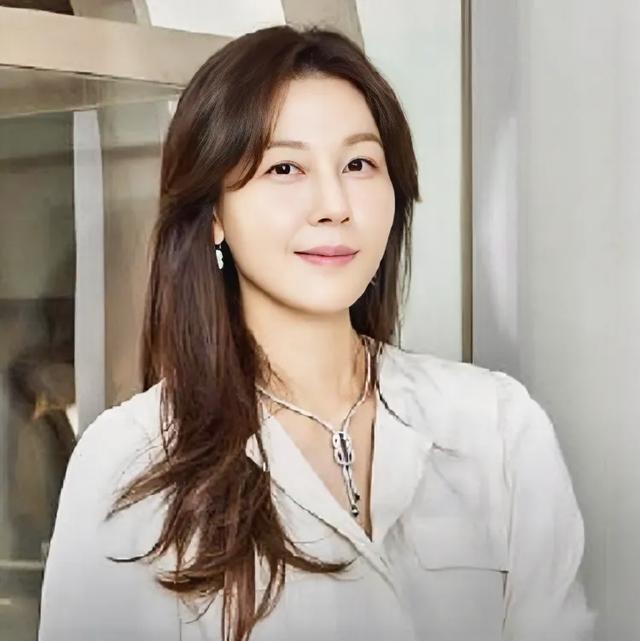 十位韩国70后女星，个个美的不可方物，有没有你心动的女神？