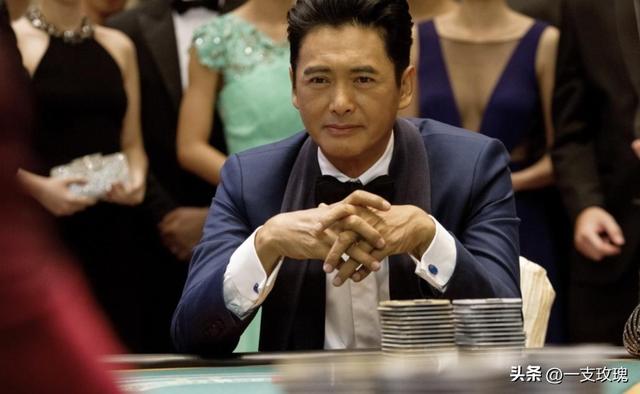 仅320万，王晶翻拍《赌神》票房崩塌，观众不再傻傻为情怀买单