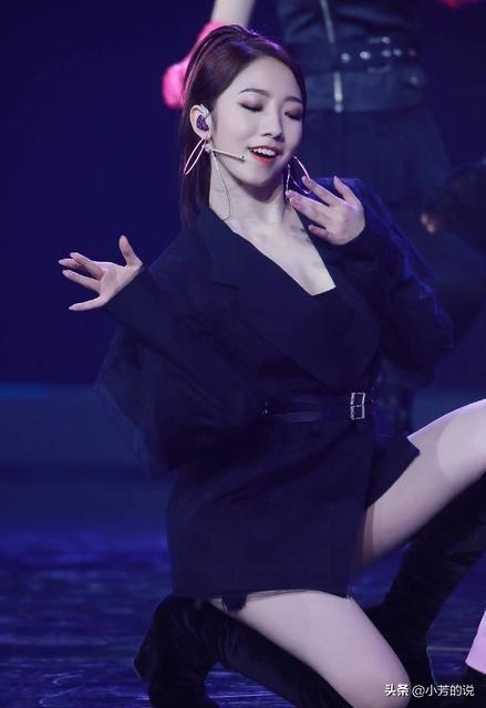 贵圈艺人学历:蔡徐坤王一博高中,黄明昊小学,还有小学没毕业的