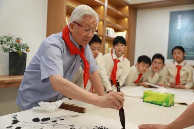 崇文馆开馆!艺术大师齐聚杭州这所学校,助力孩子们成就艺术之梦