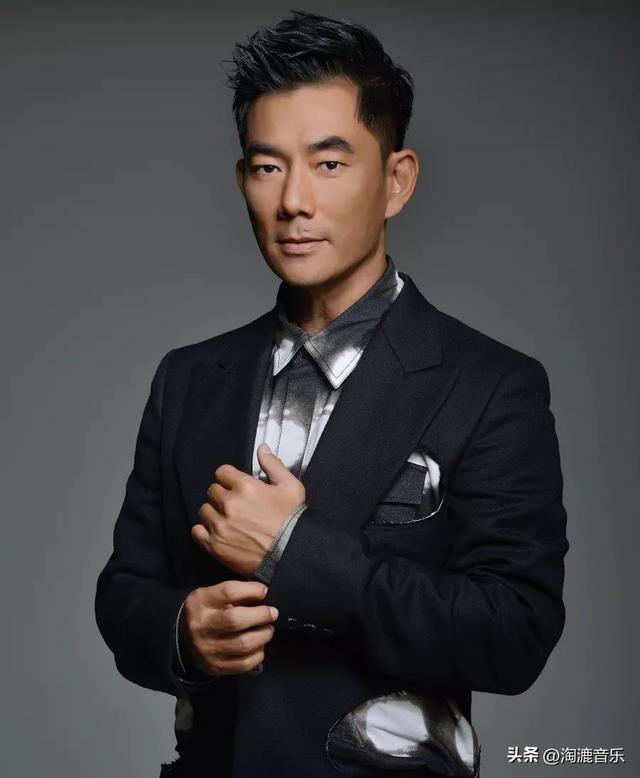 红透半边天的“少年歌侠”,年过半百参加选秀,还是没人拦得下