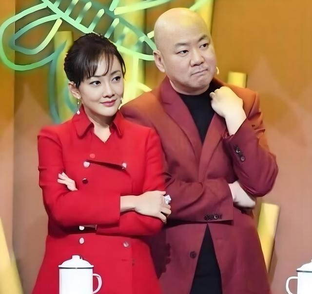 以为是夫妻实则只是搭档，如此默契难怪大众会有错觉