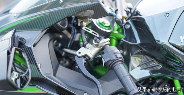 这台川崎H2C，又是多少人的梦中情车呢？