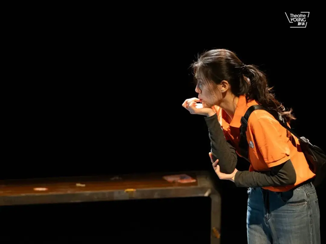 如何在错乱的时间中留住自己——阿尔兹海默症的疾病隐喻