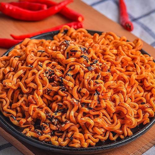 风靡一时的火鸡面为什么大受追捧？是追求刺激还是真的美味？