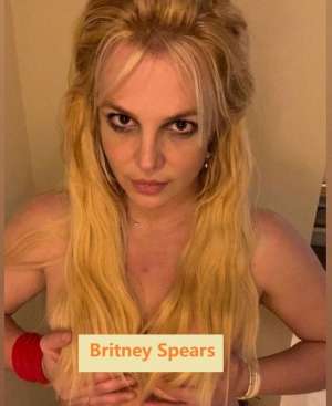 小甜甜布兰妮(小甜甜布兰妮又晒赤身照，小13岁丈夫回应：不喜欢没法管，惹争议)