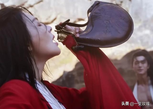 仅320万，王晶翻拍《赌神》票房崩塌，观众不再傻傻为情怀买单