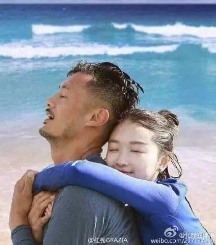 宇宙夫妇，我们只管爱，不论其他！