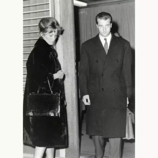 贵妇圈原来是这样的？没有一百多万的包都不配合影