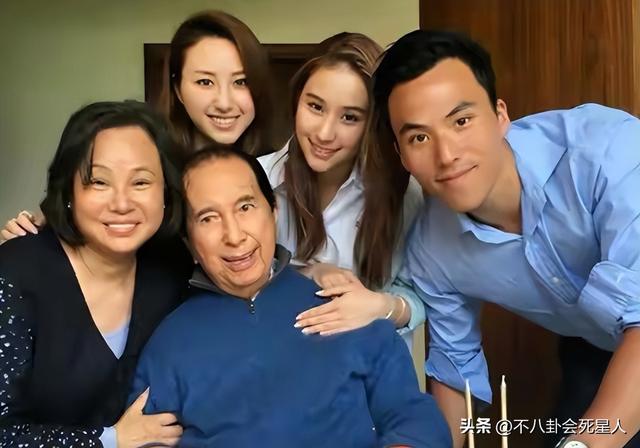 ​从家世实力到婚礼，赌王的明星女婿窦骁，都输给了四房的平民女婿