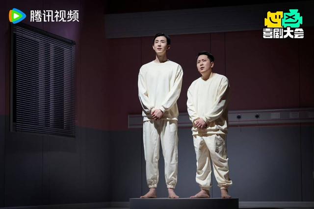 喜剧人李川谈“李总”：搜集“霸总”素材，被“油腻”整成“工伤”｜谈艺录