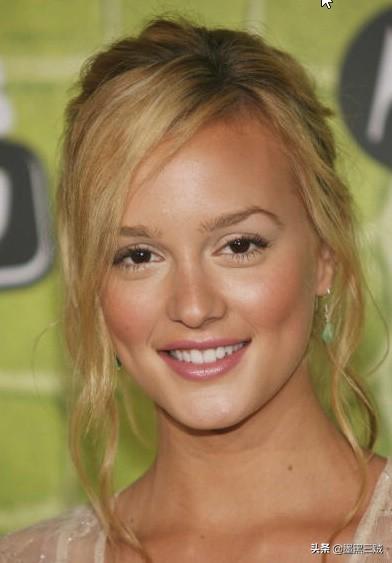 迷之操作?金发碧眼不吃香,超人和蜘蛛侠女友染发改命