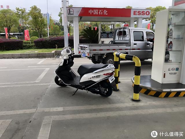 对比之后，终于提了铃木uu125，开箱记录