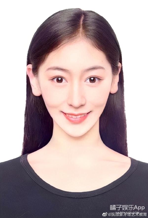 内娱学历内卷了？回顾历届明星高考成绩，张新成关晓彤被称真学霸