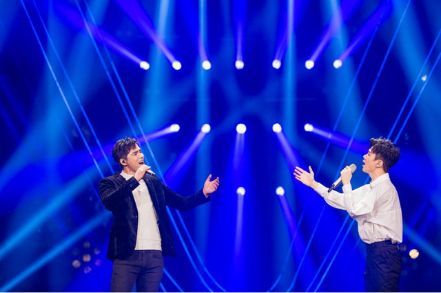 《声入人心》：阿云嘎“二重唱”尽显前辈风范演绎《那个男人》