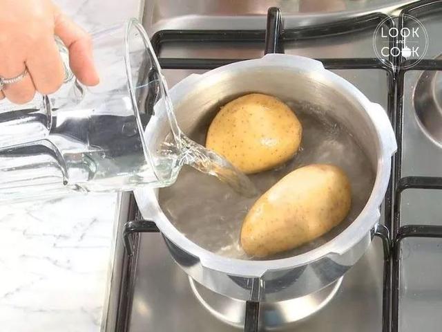 巨好吃|18禁!王子文的瑜伽动作真的好吓人