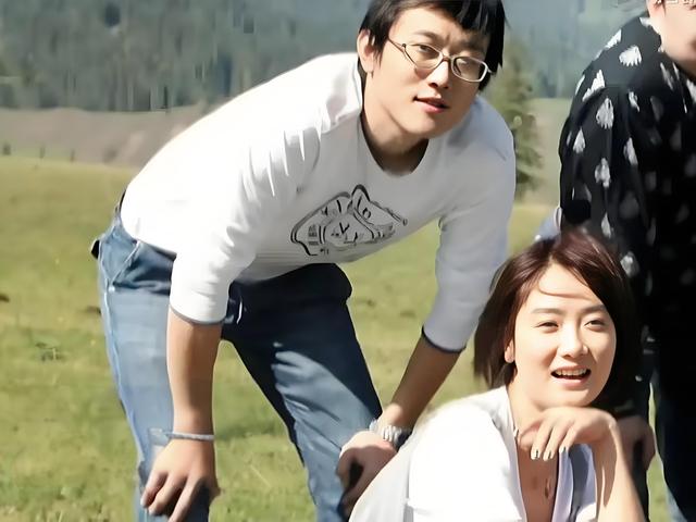 以为是夫妻实则只是搭档，如此默契难怪大众会有错觉