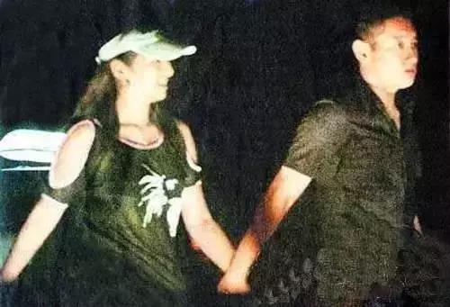 她长得漂亮演技好,却被2任前夫“毁了一生”,今42岁无戏可拍