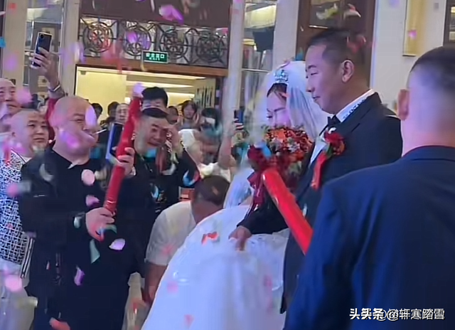 臧天朔60岁兄弟吕长春大婚！妻子疑小其20岁，曾参与廊坊百人械斗