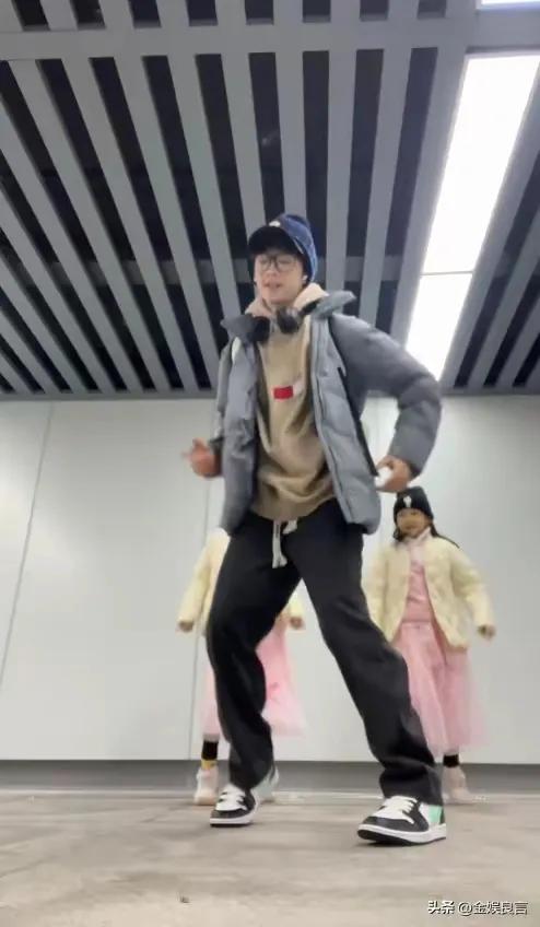 《爸爸去哪儿2》萌娃再合体，青春蜕变惊艳所有人