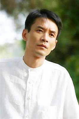 田小洁演过的电影(《光荣与梦想》主演田小洁：离过婚，再婚妻子是江珊？)