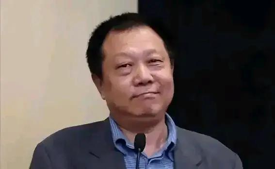 刘佳：嫁富商丈夫，婚后浪漫贴心，与儿子处成朋友