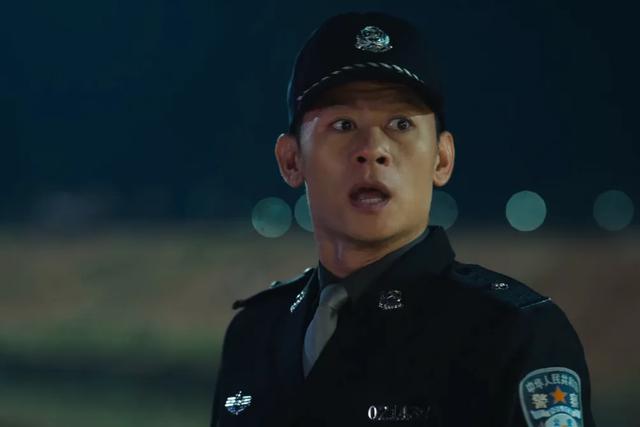 重温《狂飙》：原来，李响才是第一个利用安欣的那个人